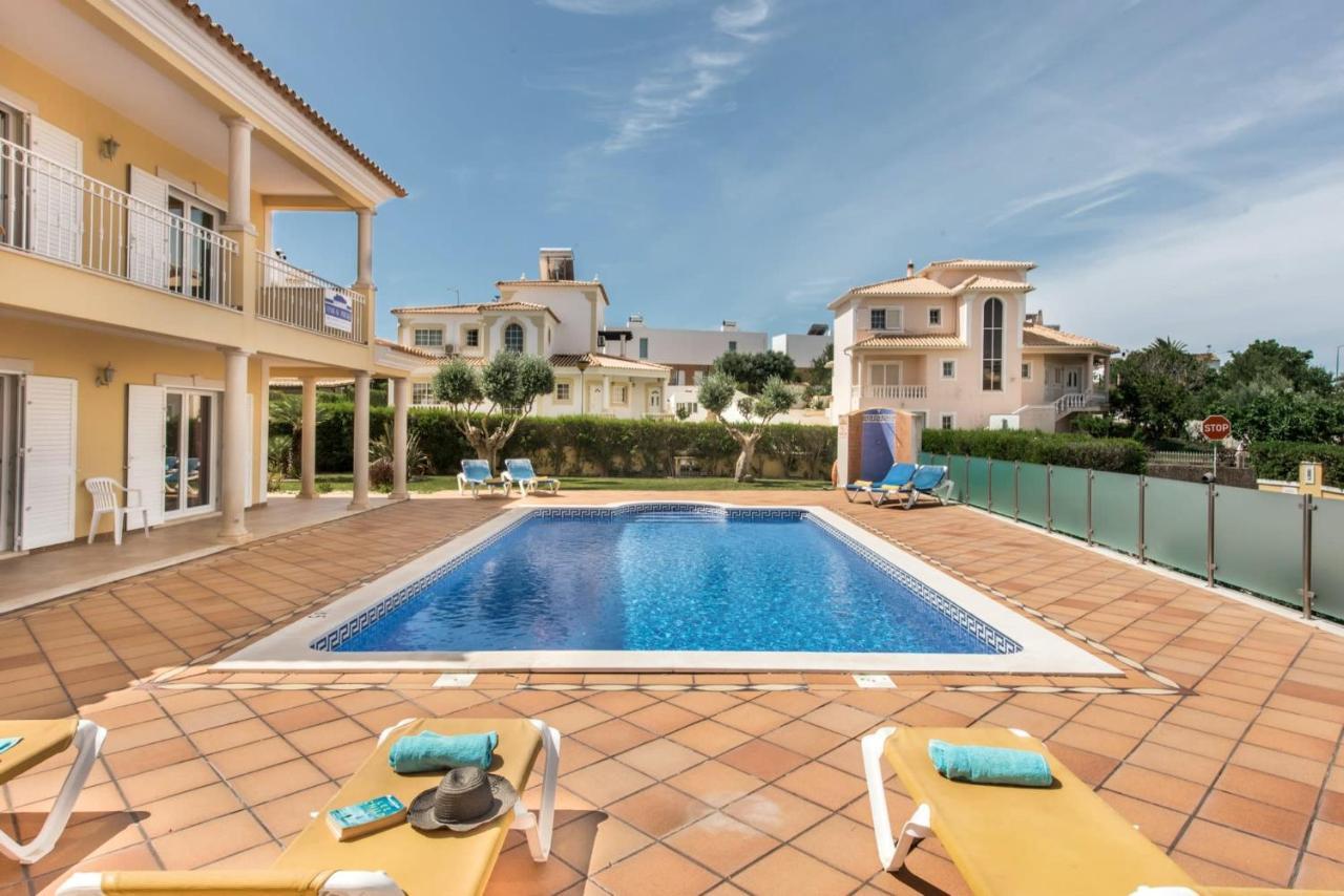 Villa Das Oliveiras Amazing Location Walk To Marina Restaurants Beach Albufeira Exteriér fotografie