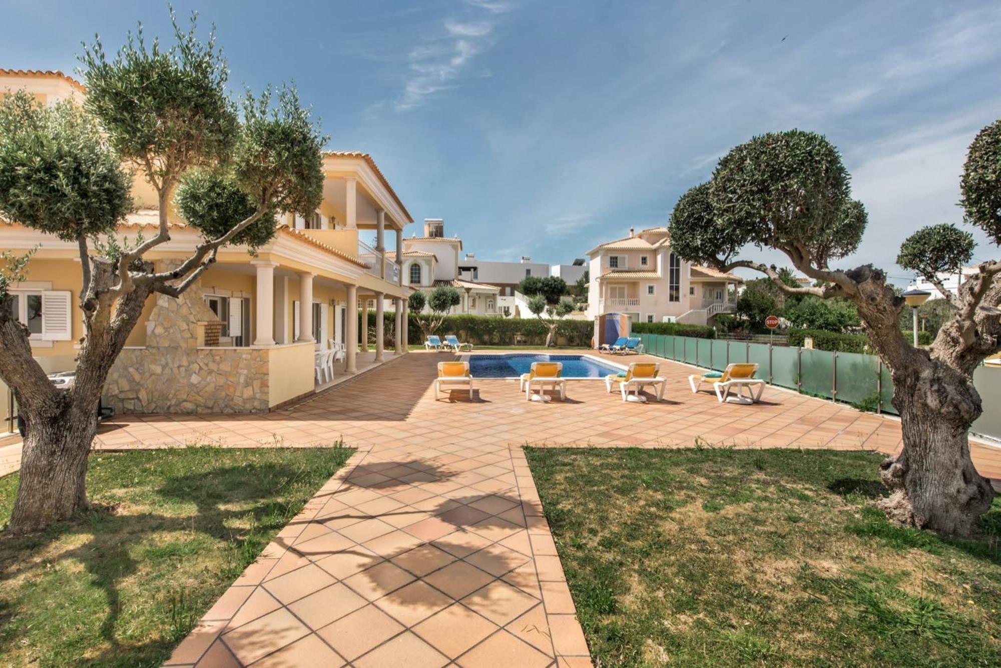 Villa Das Oliveiras Amazing Location Walk To Marina Restaurants Beach Albufeira Exteriér fotografie