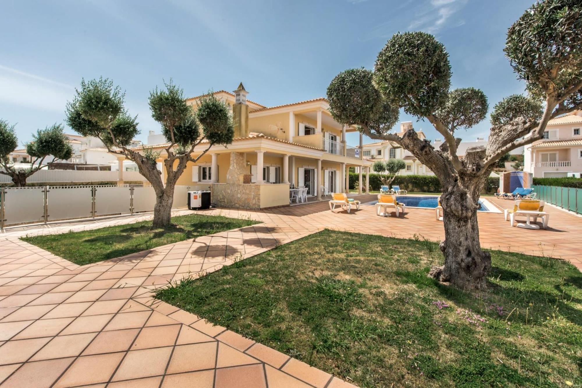 Villa Das Oliveiras Amazing Location Walk To Marina Restaurants Beach Albufeira Exteriér fotografie